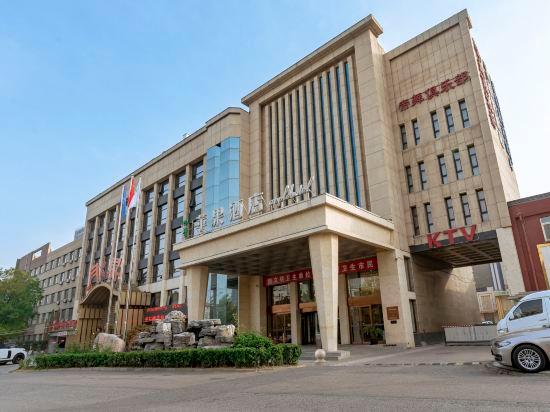 Four Seasons Apple Hotel (Beijing Wanda Plaza) 27/30