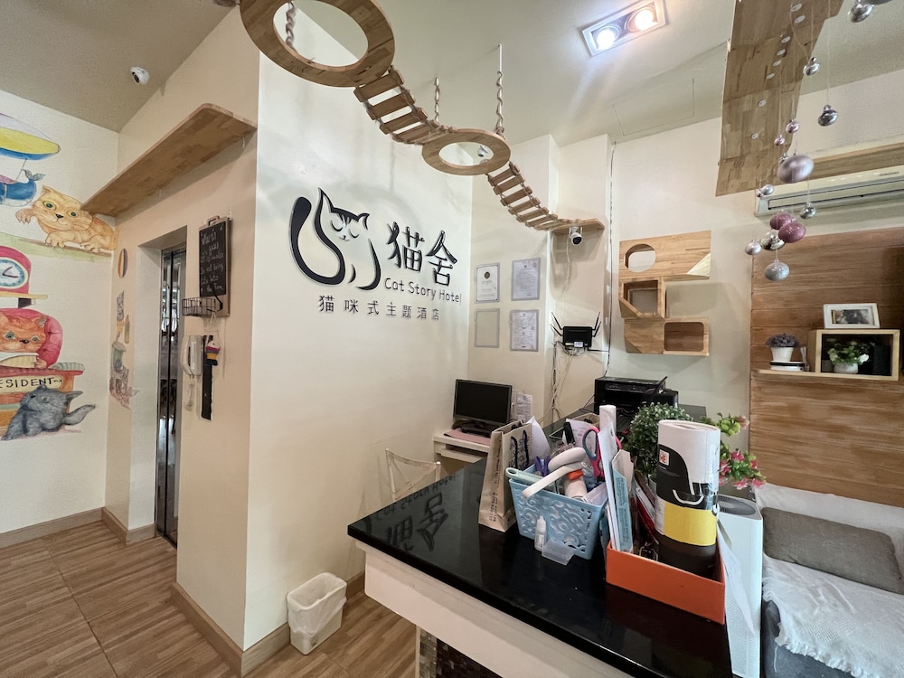 Cat Story Hotel 5/34