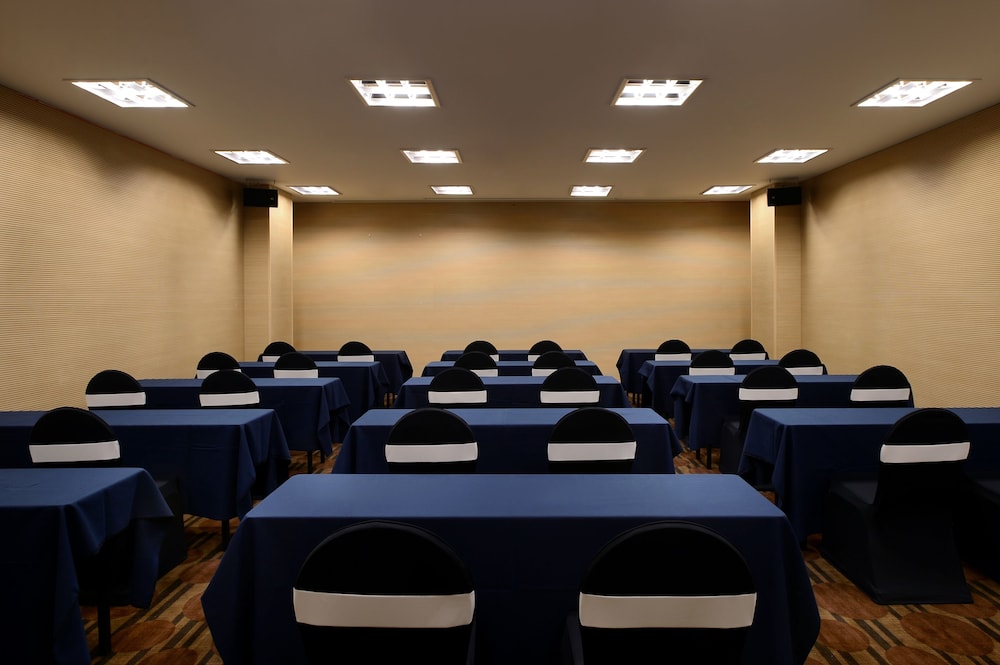 Jeju Aerospace Hotel 32/39