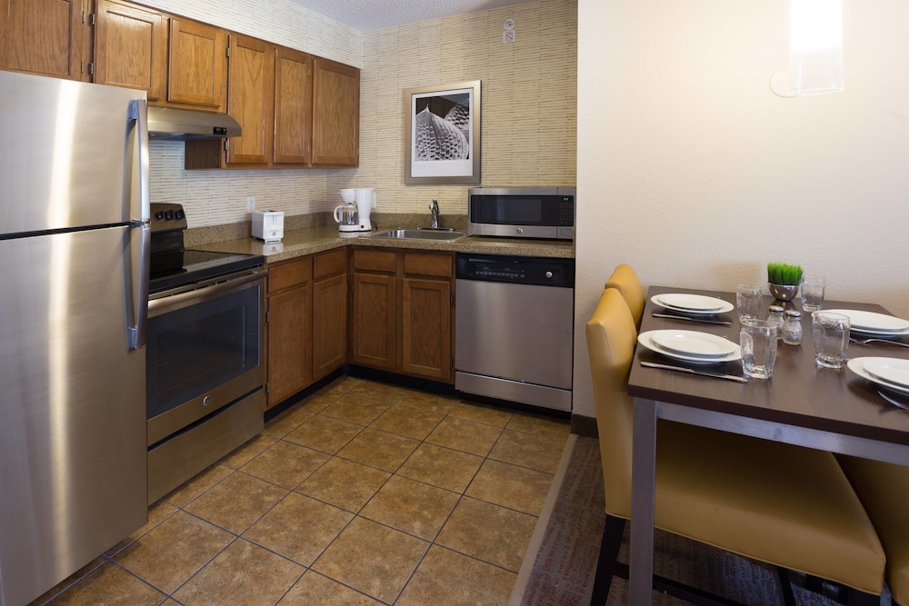 Residence Inn By Marriott Fort Collins 26/30