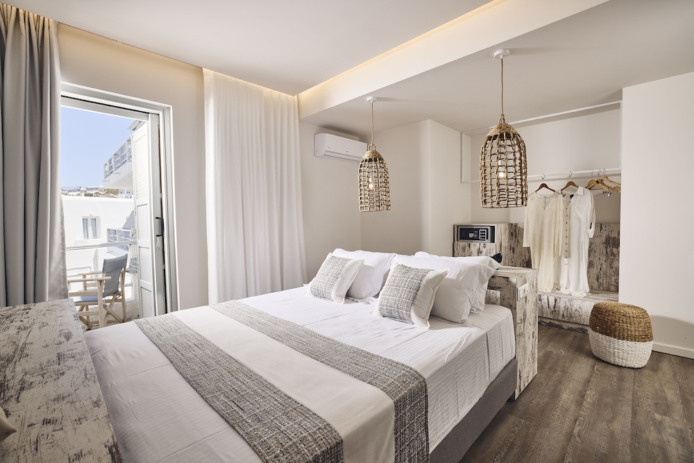 Kythnos Bay Hotel 5/50