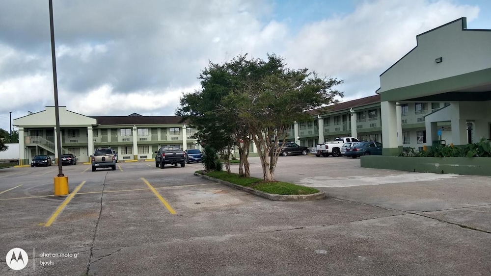 Highland Inn Denham Springs - Baton Rouge East 25/31