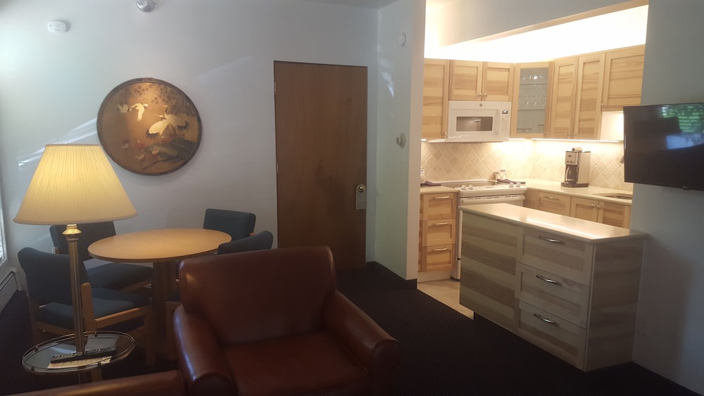 St Moritz Lodge Condos 43/69