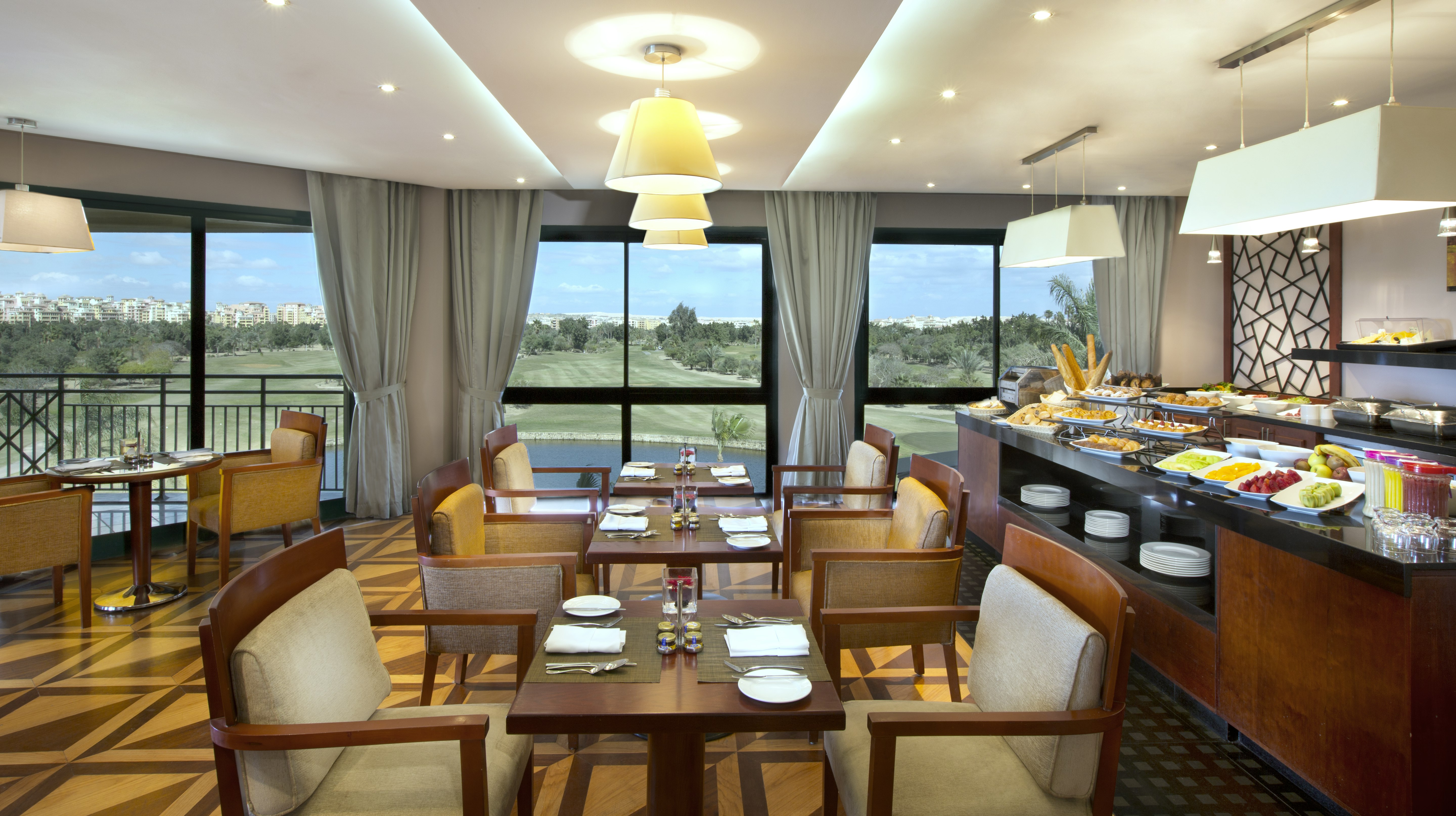 Hilton Pyramids Golf Resort 53/75