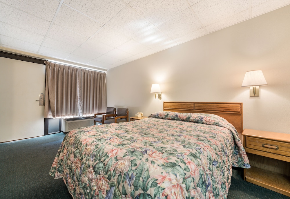 The Wander Hotel, a Ramada by Wyndham 36/52