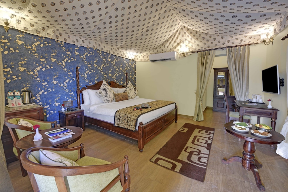 Gir Lion Safari Camp 8/36