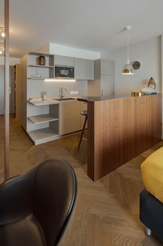 Dd Suites Serviced Apartments 22/35