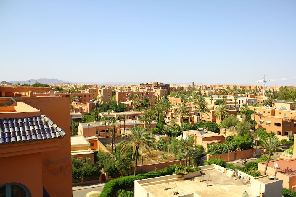El Hamra Hotel 21/23