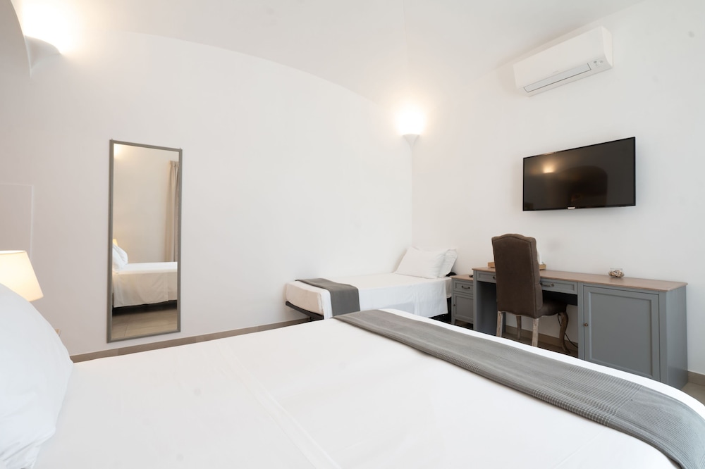 B and B Marina Garden، Forio 9/36