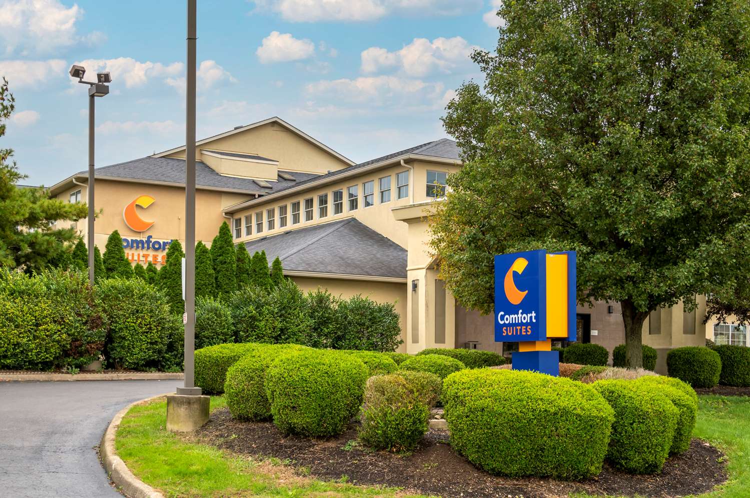 Comfort Suites Columbus Expo Center OH 16/17