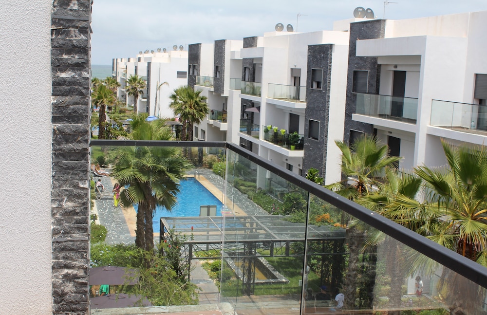 Garden Bay Appart-Hotel 2/50