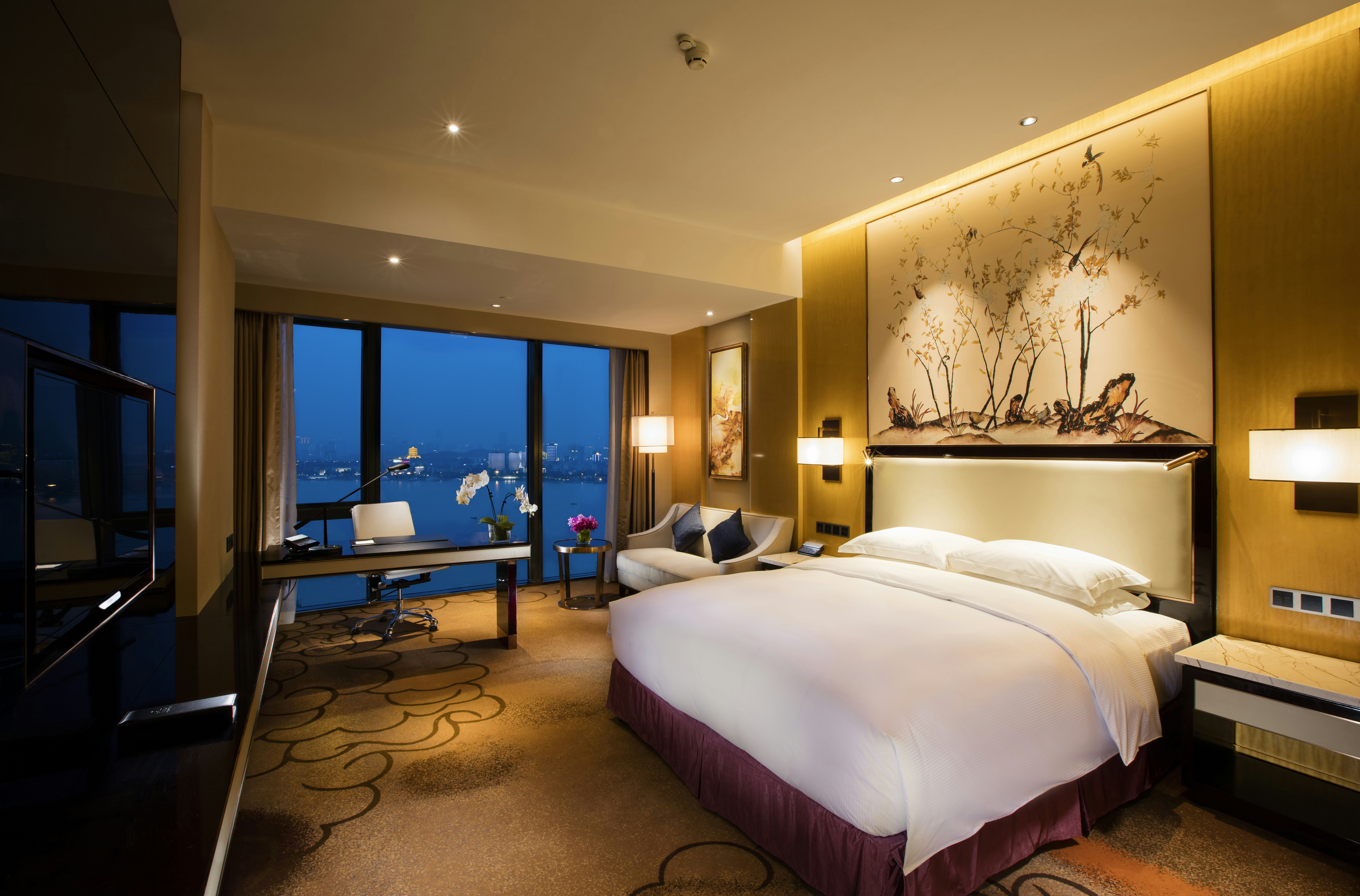 HILTON WUHAN RIVERSIDE 23/79