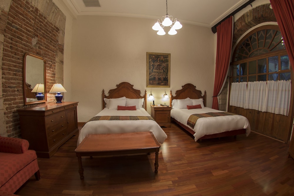 Los Juaninos Hotel 34/71
