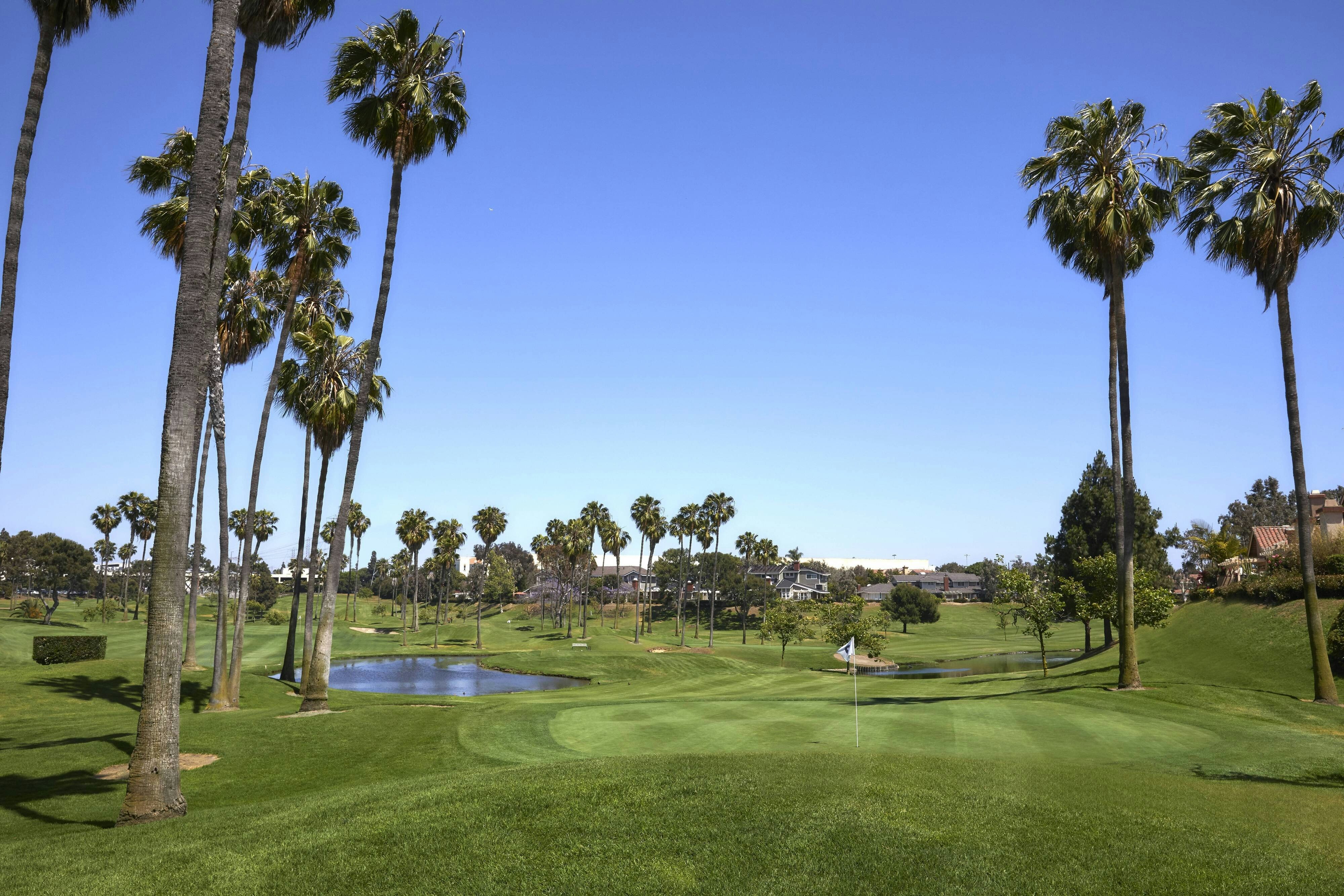 Westdrift Manhattan Beach, Autograph Collection 42/43