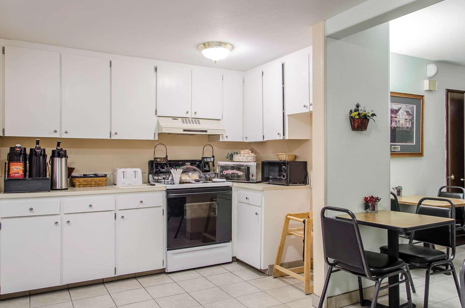 Days Inn by Wyndham Pocatello University Area 24/30