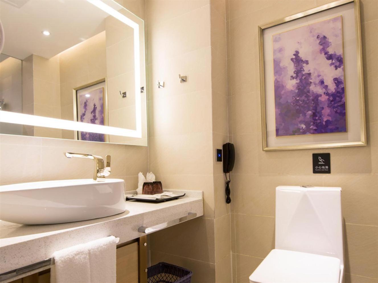 Lavande Hotels Chongqing (Qijiang Railway Station Mingyang Plaza) 52/54