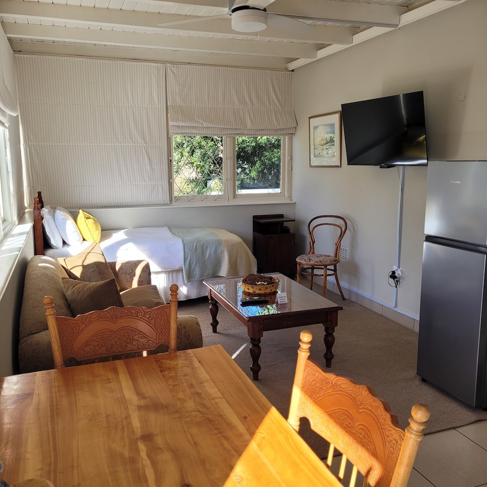 AppleBee Guest Cottages 31/50