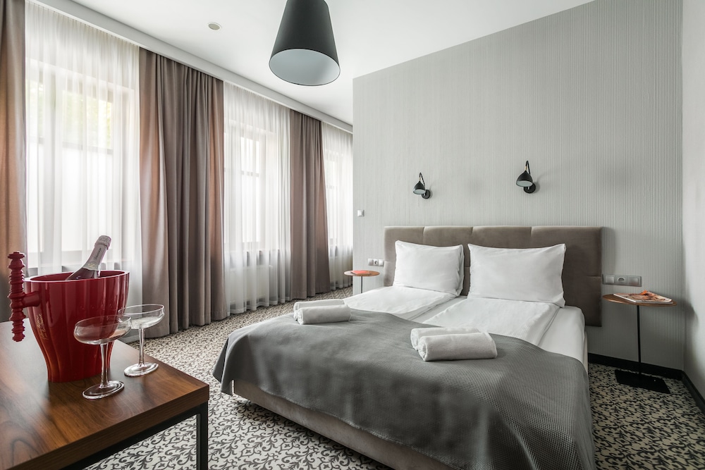 No.23 Premium Aparthotel 4/38