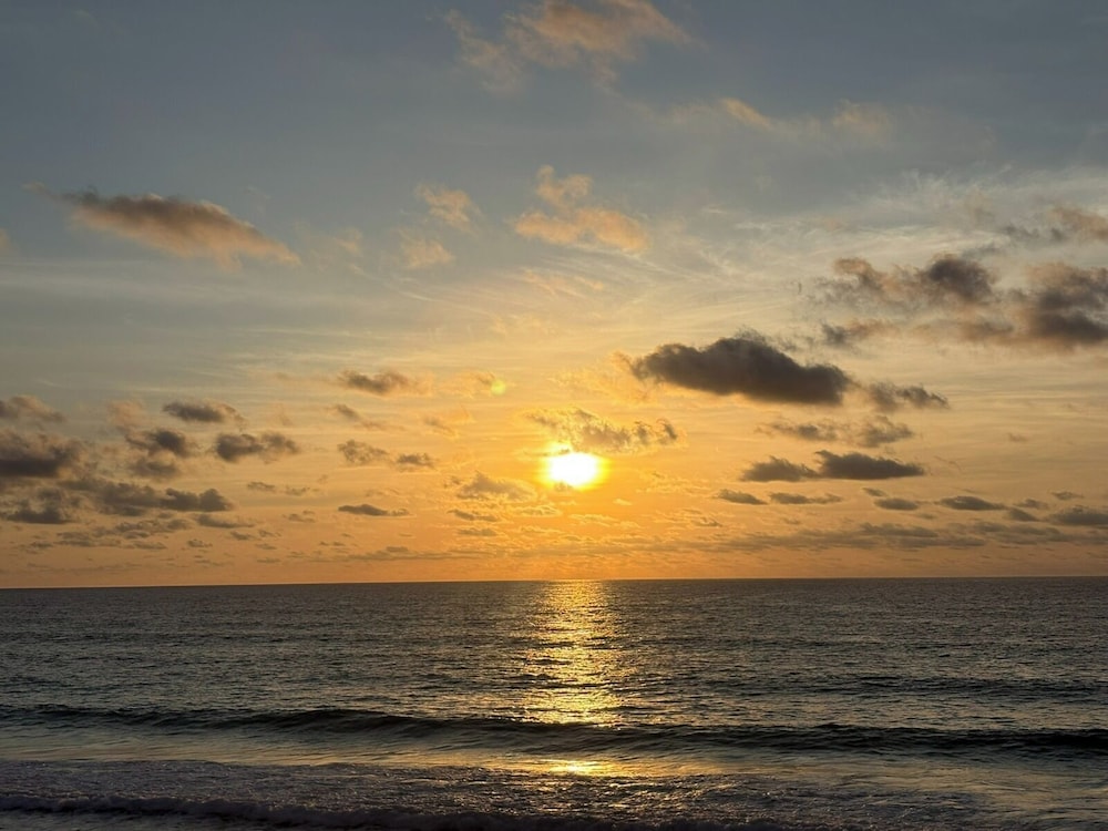Cancun Plaza Condo 42/49