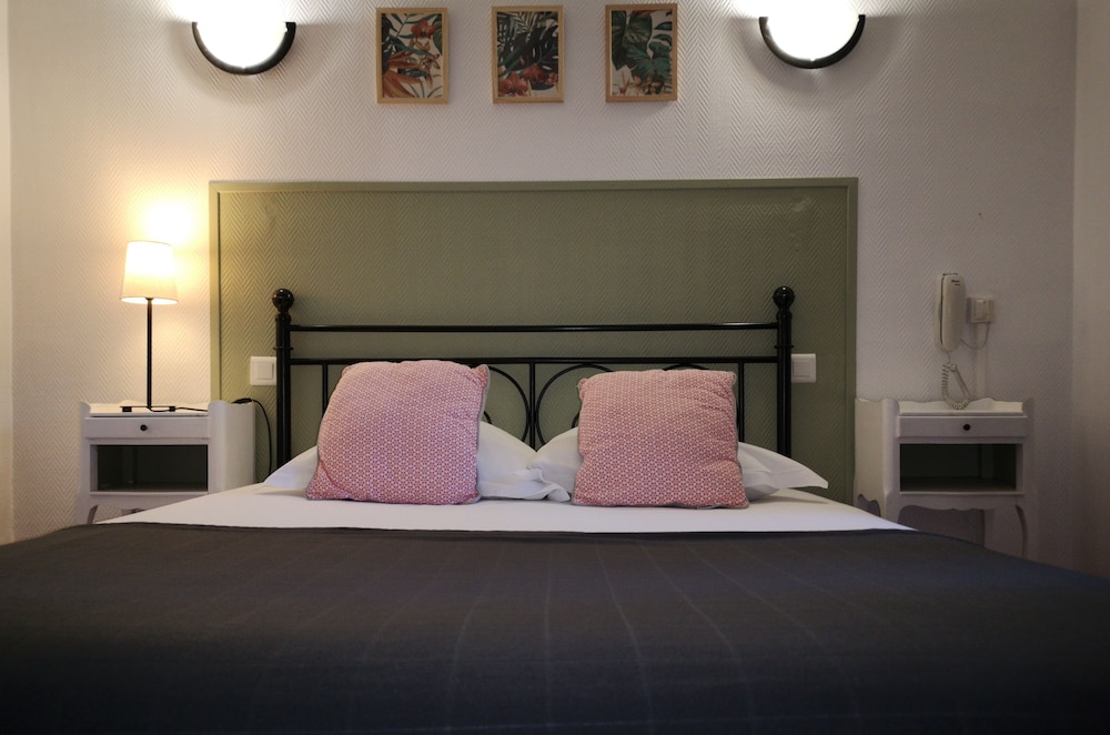 Trianon Hotel 3/36