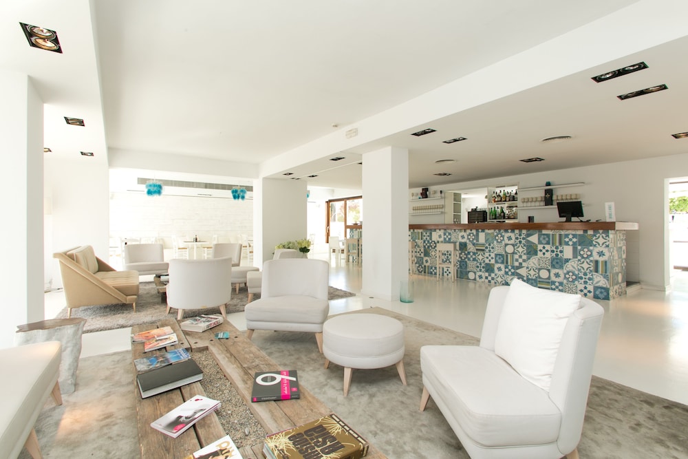 Zhero Hotel 43/55