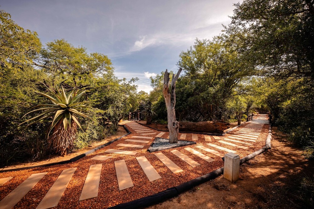 Kapama Buffalo Camp 30/37