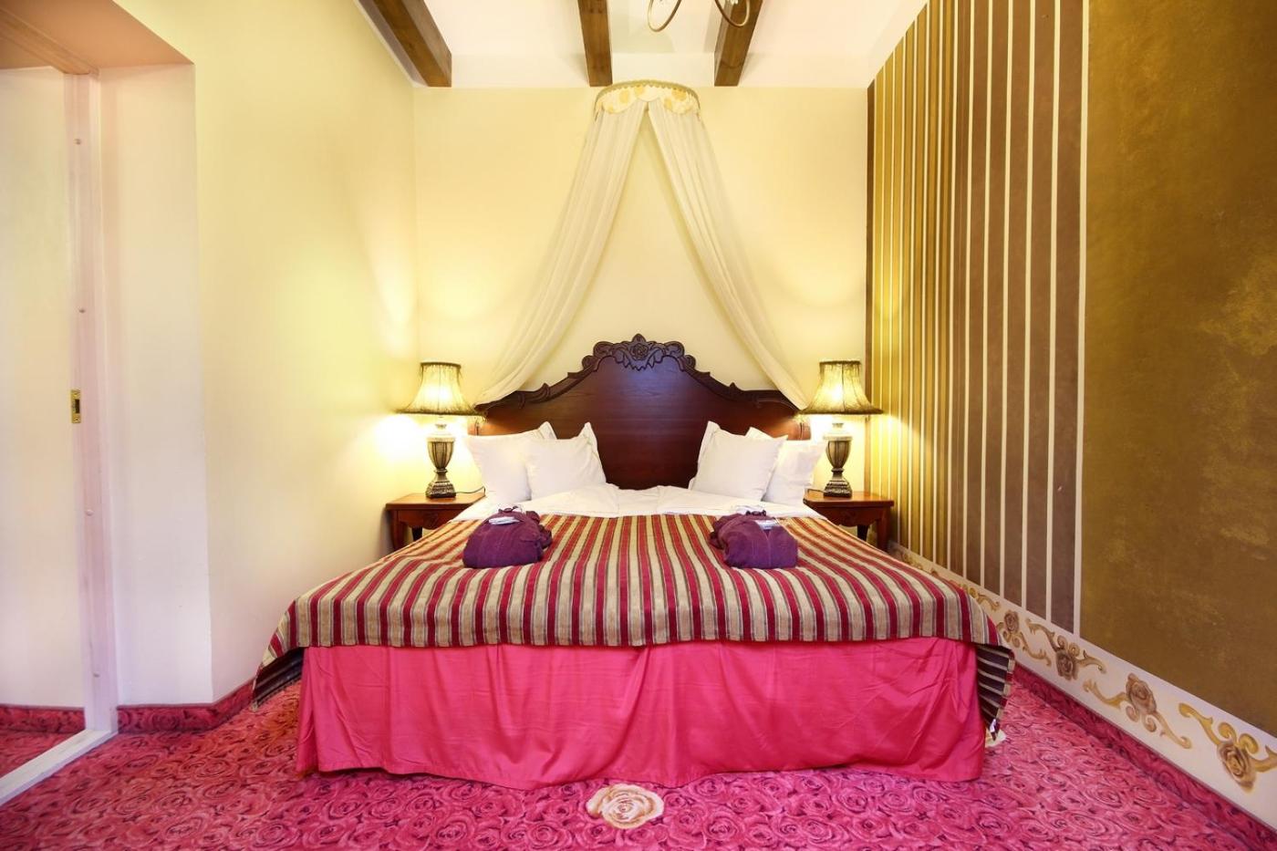 Spa, Suite, Balcony, Accessible