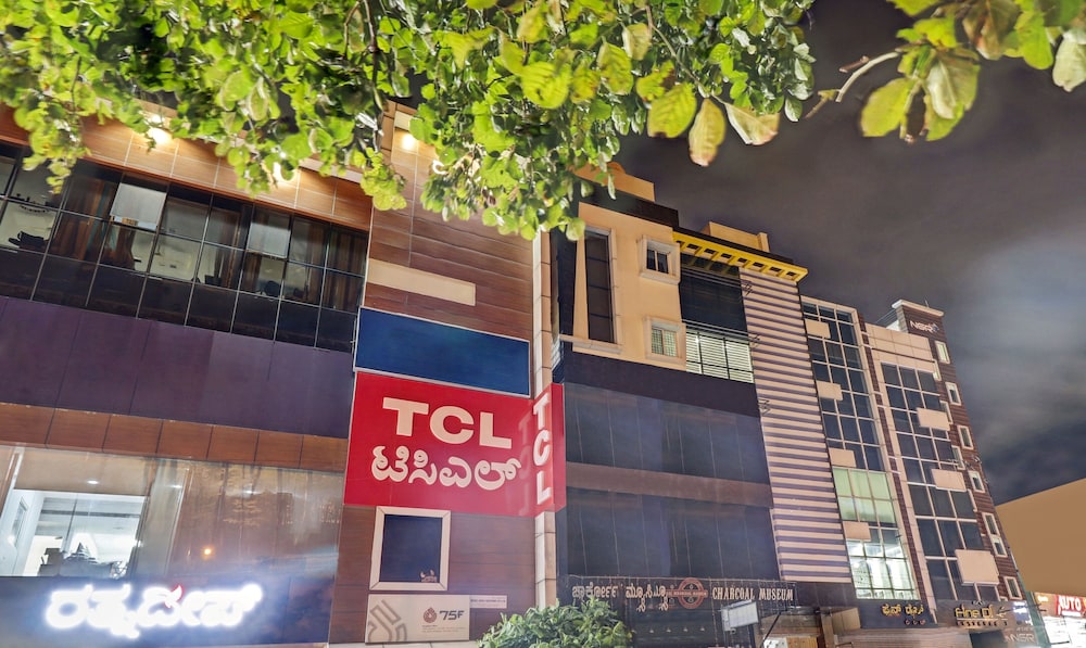 Oyo 11387 Hotel Kozy Rooms 3/22