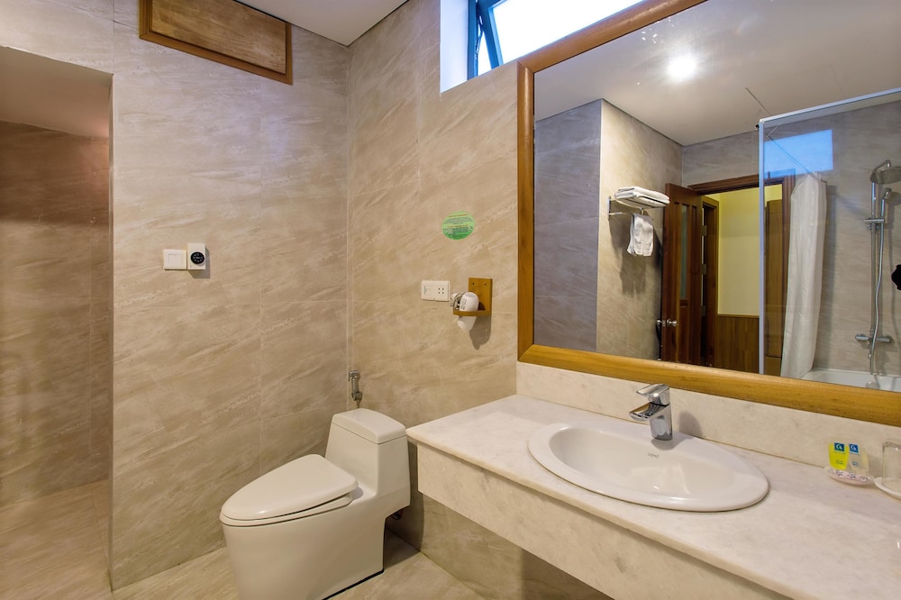 Golden Sea 3 Hotel 14/65