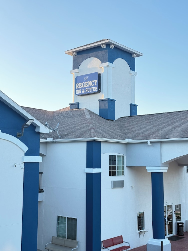 Regency Inn & Suites Baytown 4/62