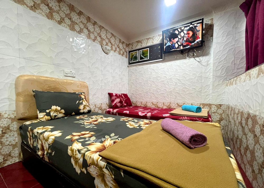 New Wave Hotel Melawati 33/50