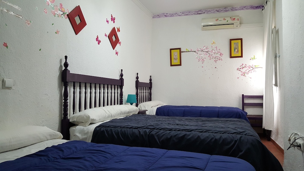 Pension Giraldilla 26/67