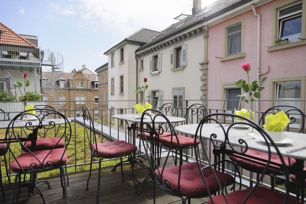 HOTEL AUGUSTINER TOR 53/55