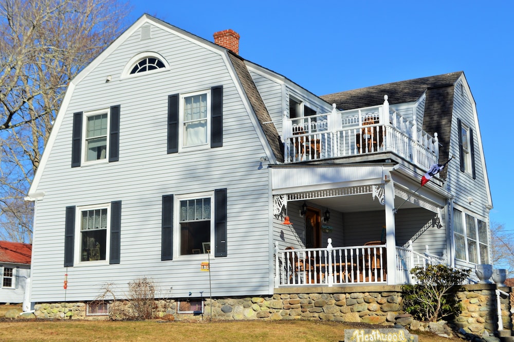 Heathwood Inn 2/39