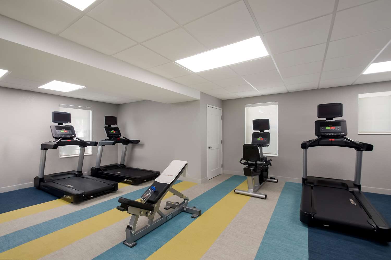 Sonesta Simply Suites Falls Church 5/18