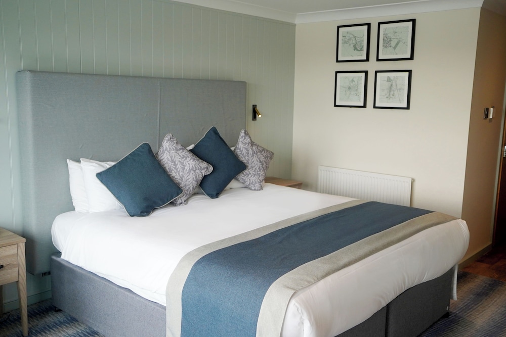 De Vere Cotswold Water Park 16/68