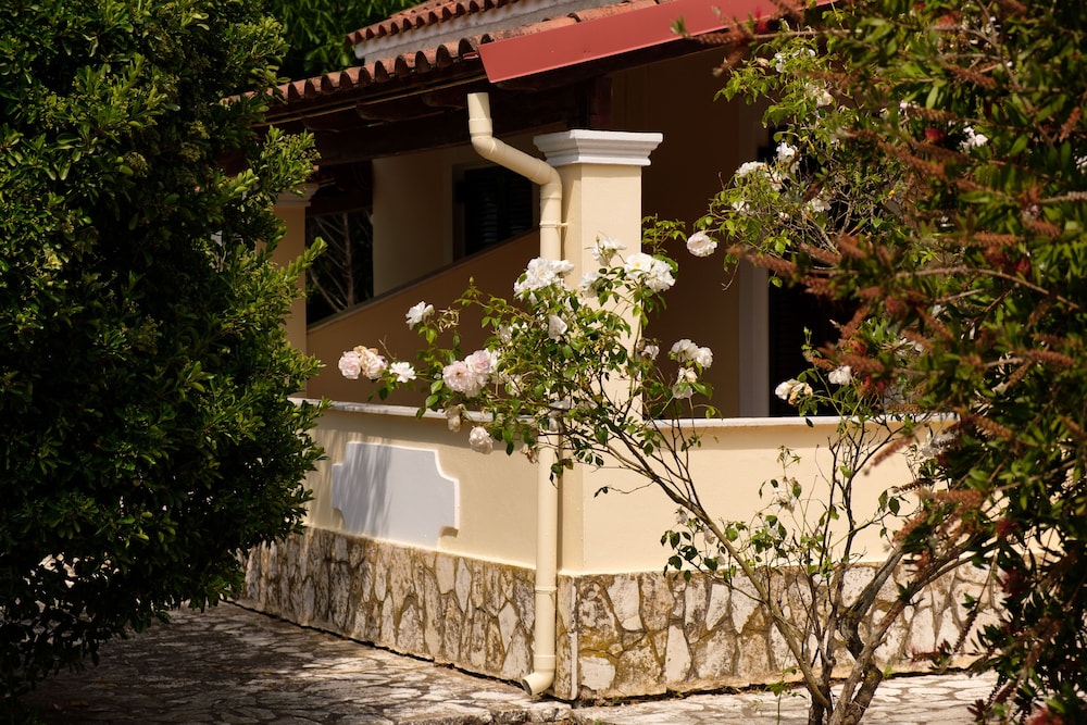 Erifili Apartments 25/30