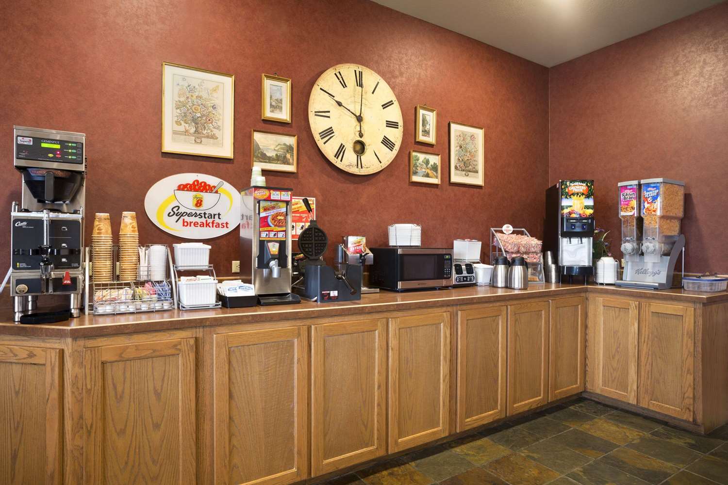 Super 8 by Wyndham Troy MO 5/20