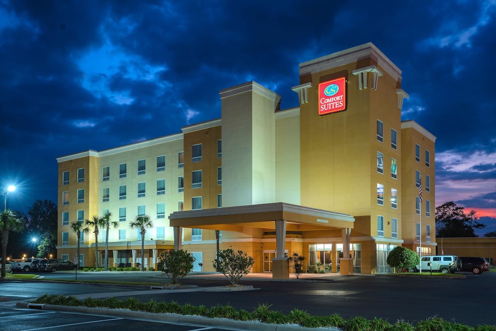 Comfort Suites Lake City 1/50