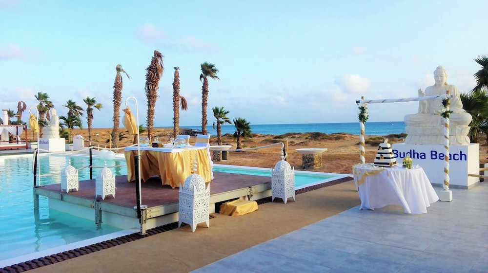 Hotel LIVVO Budha Beach 36/70