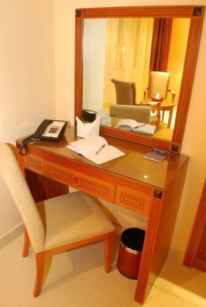 La Rosa Hotel Ex Rotana Hotel Muscat 30/32