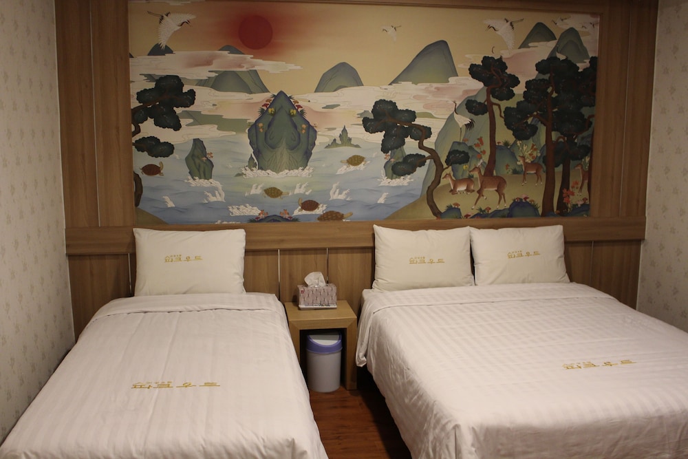 HOTEL PARKWOOD INCHEON AIRPORT 28/70
