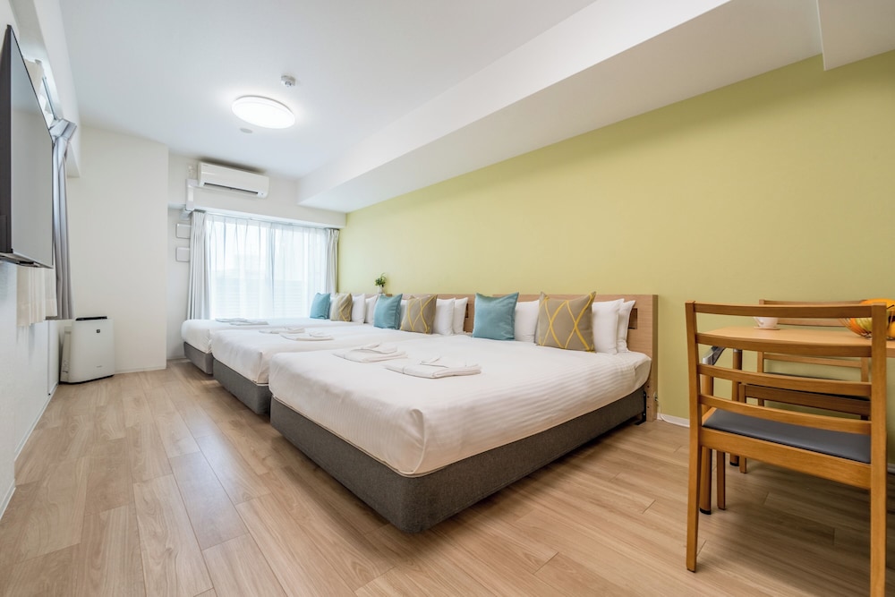 ESLEAD HOTEL Namba South III 21/60