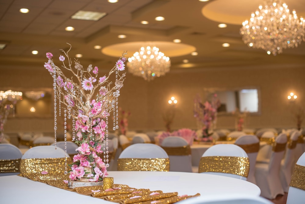 Holiday Inn East Windsor 45/60