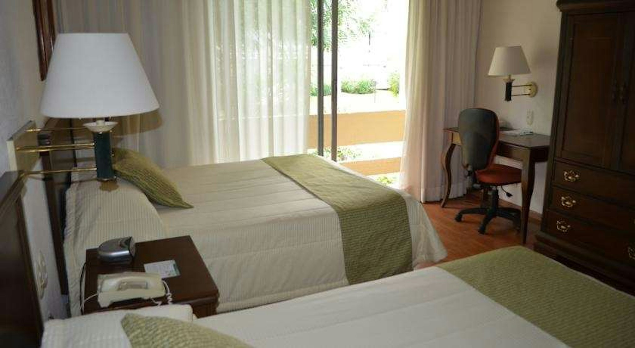 Hotel Villa Florida Cordoba 4/11