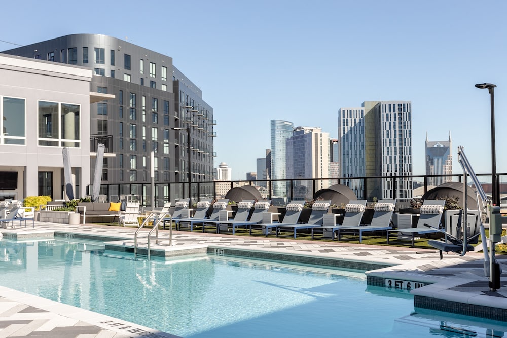Locale The Gulch Nashville 43/50