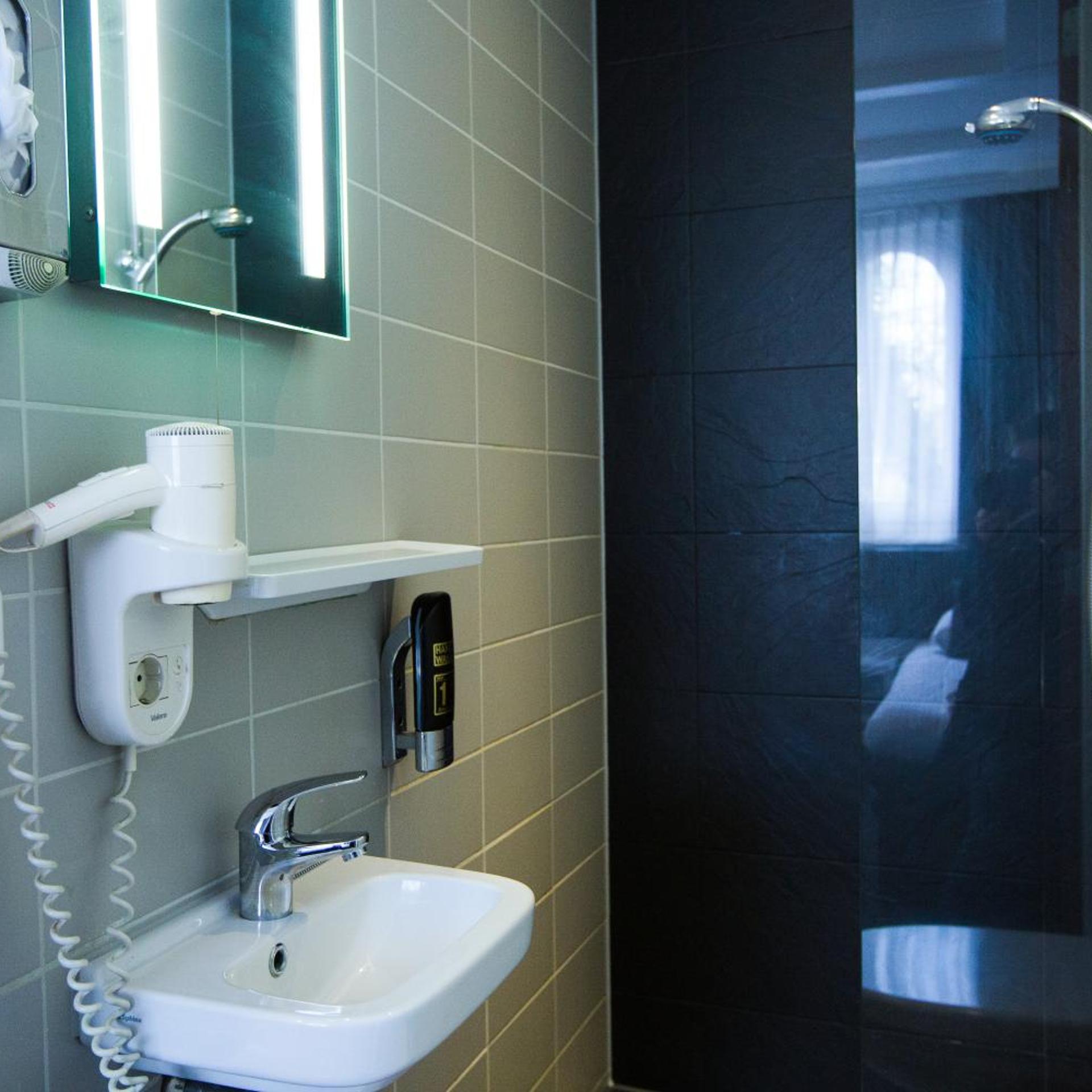 Room, Double Bed, Annex, Hotel Vossius Vondelpark 7/10
