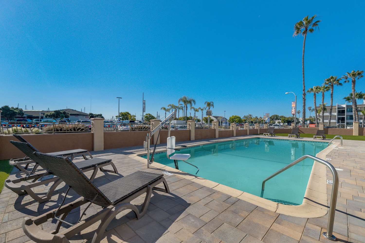 Comfort Inn San Diego Airport At The Harbor 27/31