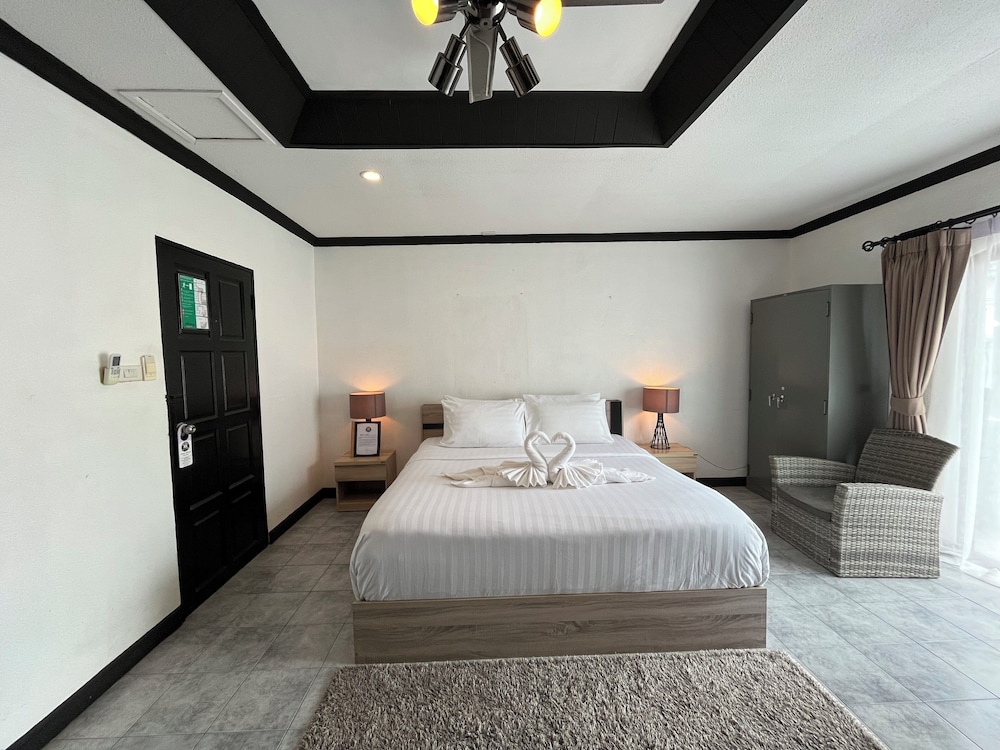 SUPERIOR, DOUBLE BED, SEA VIEW, BALCONY