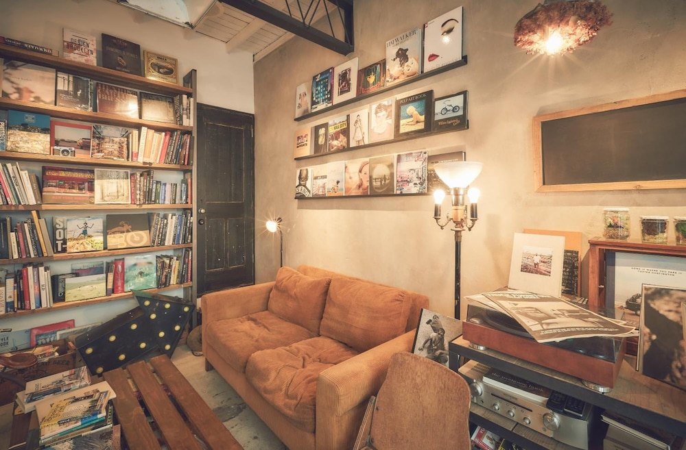 36Hostel 29/44